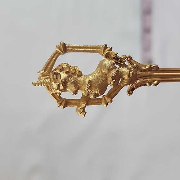 Vintage Diamond Cut Brass Unicorn Novelty Desktop Call Bell - Picture 8 of 10